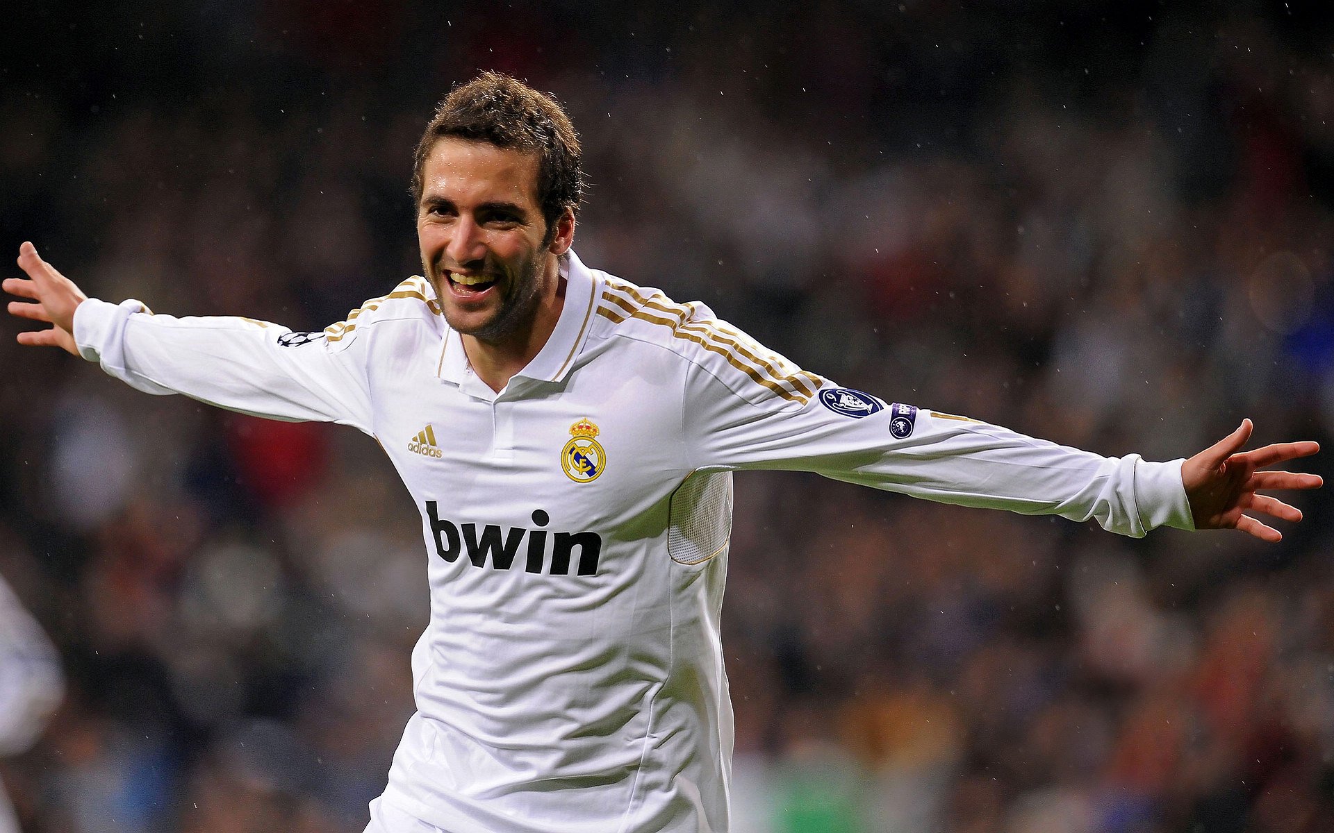 格纳布里接管英超，智利节奏掌控国米，现代足球的战术革命